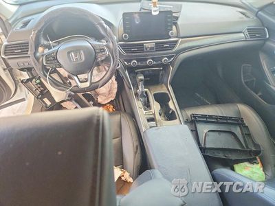 Zdjęcie 8 z 12 samochodu: 2021 HONDA ACCORD SPORT SE VIN:1HGCV1F43MA066025 - miniatura