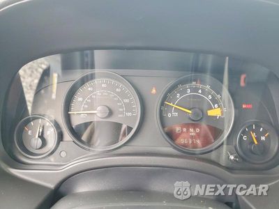 Zdjęcie 9 z 13 samochodu: 2016 JEEP COMPASS SPORT VIN:1C4NJDBB8GD556875 - miniatura