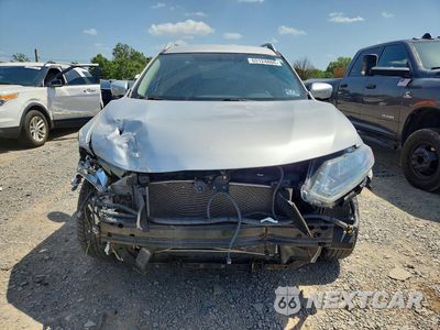 Piąte zdjęcie samochodu w środku: 2015 NISSAN ROGUE SV VIN:5N1AT2MV6FC914513 - miniatura