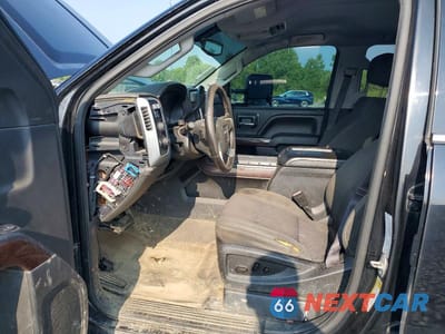 Zdjęcie 7 z 12 samochodu: 2015 GMC SIERRA K2500 SLE VIN:1GT22YEG9FZ527031 - miniatura