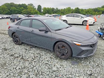 Czwarte zdjęcie samochodu z boku: 2026 HYUNDAI ELANTRA SEL SPORT VIN:KMHLM4DG3TU231080 - miniatura