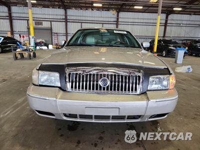 Piąte zdjęcie samochodu w środku: 2007 MERCURY GRAND MARQUIS LS VIN:2MEFM75W17X616207 - miniatura