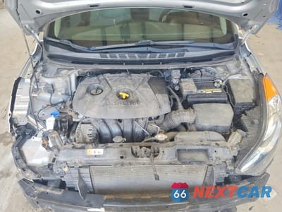 Zdjęcie 11 z 12 samochodu: 2013 HYUNDAI ELANTRA GLS VIN:5NPDH4AE1DH426011 - miniatura