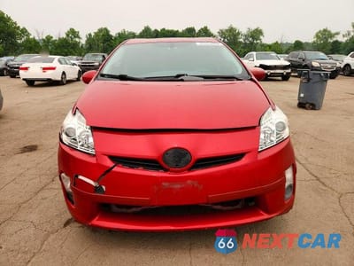 Piąte zdjęcie samochodu w środku: 2010 TOYOTA PRIUS IV VIN:JTDKN3DU4A0050572 - miniatura