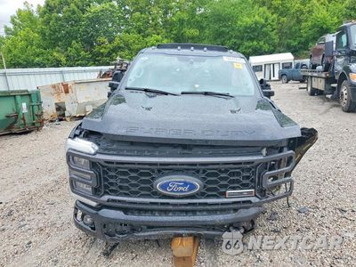 Piąte zdjęcie samochodu w środku: 2024 FORD F250 SUPER DUTY VIN:1FT8W2BMXRED62012 - miniatura