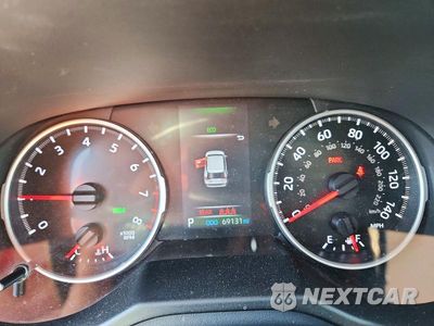 Zdjęcie 9 z 13 samochodu: 2019 TOYOTA RAV4 XLE PREMIUM VIN:2T3A1RFV0KW062067 - miniatura
