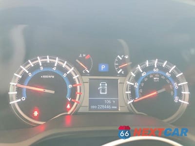 Zdjęcie 9 z 13 samochodu: 2018 TOYOTA 4RUNNER SR5 VIN:JTEZU5JR4J5174546 - miniatura