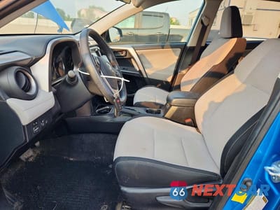 Zdjęcie 7 z 12 samochodu: 2018 TOYOTA RAV4 HYBRID LE VIN:JTMRJREV5JD238837 - miniatura