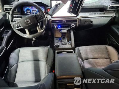 Zdjęcie 8 z 12 samochodu: 2026 TOYOTA TACOMA TRD OFF-ROAD VIN:3TMLB5JN3TM222810 - miniatura