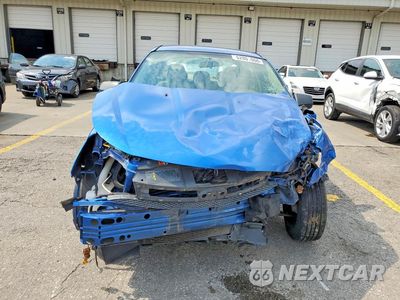 Piąte zdjęcie samochodu w środku: 2010 FORD FOCUS S VIN:1FAHP3EN7AW295560 - miniatura
