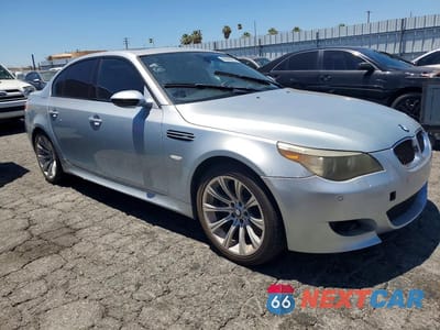 Czwarte zdjęcie samochodu z boku: 2006 BMW M5 VIN:WBSNB93556B583179 - miniatura