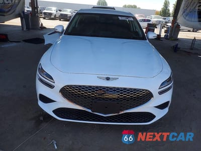 Piąte zdjęcie samochodu w środku: 2026 GENESIS G70 2.5T STANDARD VIN:KMTG14SC0TU178211 - miniatura