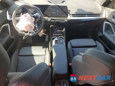 Zdjęcie 8 z 14 samochodu: 2025 BMW X1 XDRIVE28I VIN:WBX73EF05S5228739 - miniatura