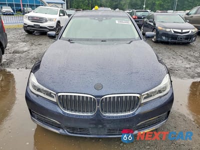 Piąte zdjęcie samochodu w środku: 2018 BMW 750 XI VIN:WBA7F2C58JG423821 - miniatura
