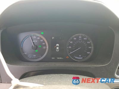 Zdjęcie 9 z 12 samochodu: 2017 HYUNDAI SONATA HYBRID LIMITED VIN:KMHE34L39HA067837 - miniatura