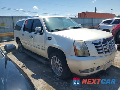 Czwarte zdjęcie samochodu z boku: 2008 CADILLAC ESCALADE ESV VIN:1GYFK66828R119061 - miniatura