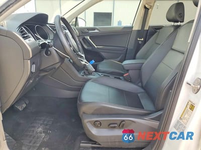 Zdjęcie 7 z 13 samochodu: 2020 VOLKSWAGEN TIGUAN SE VIN:3VV3B7AX6LM046785 - miniatura