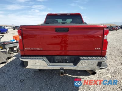 Zdjęcie 6 z 12 samochodu: 2022 CHEVROLET SILVERADO K3500 LTZ VIN:1GC4YUE76NF111891 - miniatura