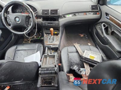 Zdjęcie 8 z 12 samochodu: 2002 BMW 325 I VIN:WBAEV33462KL67156 - miniatura