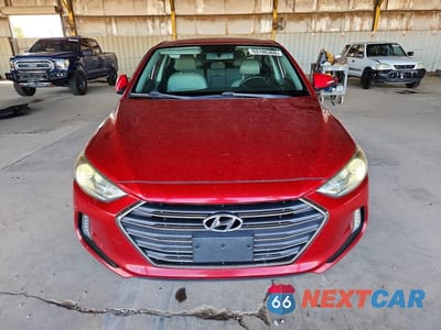 Piąte zdjęcie samochodu w środku: 2017 HYUNDAI ELANTRA LIMITED VIN:KMHD84LF6HU284039 - miniatura