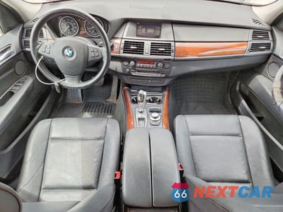 Zdjęcie 8 z 13 samochodu: 2008 BMW X5 3.0I VIN:5UXFE43578L033550 - miniatura