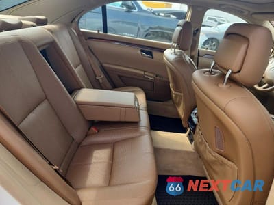 Zdjęcie 10 z 12 samochodu: 2008 MERCEDES-BENZ S 550 4MATIC VIN:WDDNG86X68A194033 - miniatura