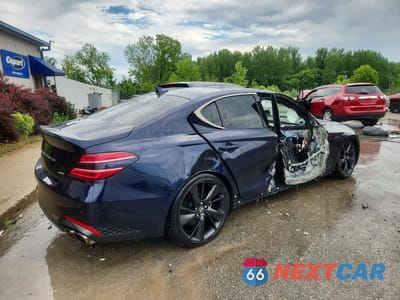 Trzecie zdjęcie samochodu z tyłu: 2023 GENESIS G70 2.0T VIN:KMTG34TA7PU109528 - miniatura