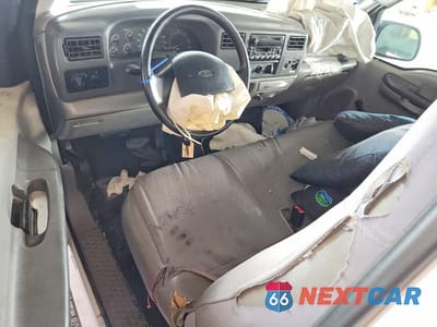 Zdjęcie 8 z 12 samochodu: 2001 FORD F250 SUPER DUTY VIN:1FTNF20L61EA52098 - miniatura