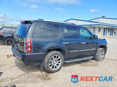 Trzecie zdjęcie samochodu z tyłu: 2012 GMC YUKON DENALI VIN:1GKS2EEF0CR124285 - miniatura
