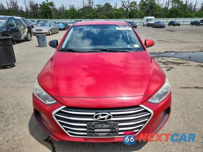 Piąte zdjęcie samochodu w środku: 2018 HYUNDAI ELANTRA SEL VIN:5NPD84LF1JH219930 - miniatura