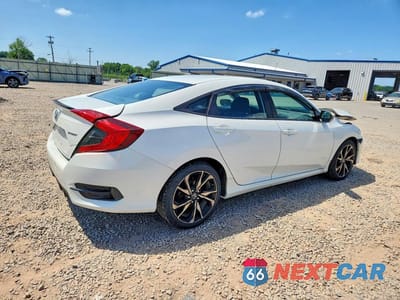 Trzecie zdjęcie samochodu z tyłu: 2019 HONDA CIVIC SPORT VIN:2HGFC2F8XKH521852 - miniatura