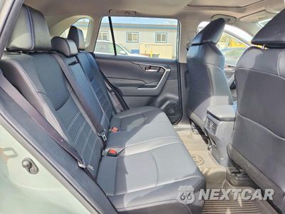 Zdjęcie 11 z 13 samochodu: 2021 TOYOTA RAV4 XLE PREMIUM VIN:JTMC1RFV9MD080138 - miniatura