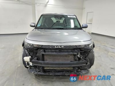 Piąte zdjęcie samochodu w środku: 2024 KIA SOUL LX VIN:KNDJ23AU5R7239968 - miniatura