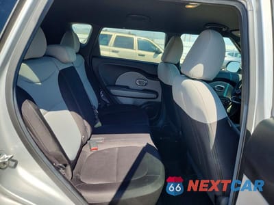 Zdjęcie 10 z 12 samochodu: 2015 KIA SOUL BASE VIN:KNDJN2A29F7787208 - miniatura