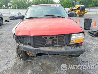 Piąte zdjęcie samochodu w środku: 2002 GMC SONOMA VIN:1GTDT13W82K225272 - miniatura