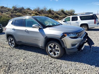 Czwarte zdjęcie samochodu z boku: 2019 JEEP COMPASS LIMITED VIN:3C4NJDCB0KT695335 - miniatura
