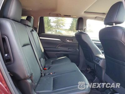 Zdjęcie 11 z 13 samochodu: 2016 TOYOTA HIGHLANDER XLE VIN:5TDJKRFH0GS268893 - miniatura