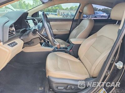 Zdjęcie 7 z 12 samochodu: 2020 HYUNDAI ELANTRA LIMITED VIN:5NPD84LF9LH517953 - miniatura