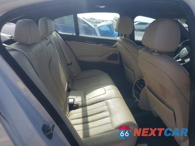 Zdjęcie 10 z 12 samochodu: 2018 BMW 540 I VIN:WBAJE5C53JG918003 - miniatura