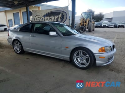 Czwarte zdjęcie samochodu z boku: 2001 BMW 330 CI VIN:WBABN53471JU37492 - miniatura