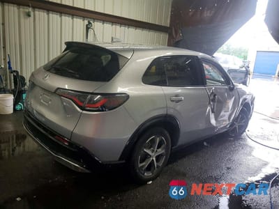 Trzecie zdjęcie samochodu z tyłu: 2025 HONDA HR-V EXL VIN:3CZRZ2H76SM775892 - miniatura