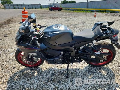 Trzecie zdjęcie samochodu z tyłu: 2026 SUZUKI GSX-R600 VIN:JS1GN7FA7T7100997 - miniatura