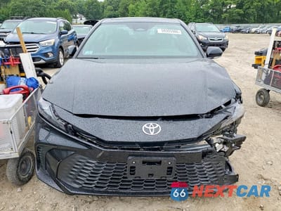 Piąte zdjęcie samochodu w środku: 2026 TOYOTA CAMRY SE VIN:4T1DBADK3TU039770 - miniatura