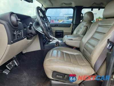 Zdjęcie 7 z 13 samochodu: 2007 HUMMER H2 VIN:5GRGN23U67H109471 - miniatura