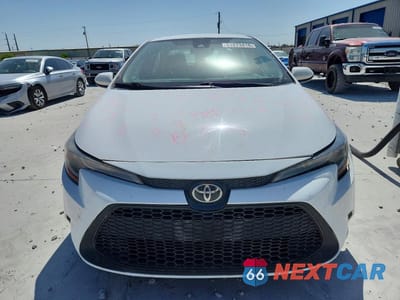 Piąte zdjęcie samochodu w środku: 2021 TOYOTA COROLLA LE VIN:5YFEPMAE5MP246184 - miniatura