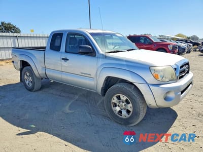 Czwarte zdjęcie samochodu z boku: 2006 TOYOTA TACOMA PRERUNNER ACCESS CAB VIN:5TETU62N96Z156866 - miniatura