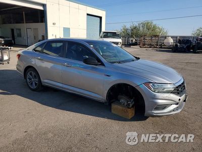 Czwarte zdjęcie samochodu z boku: 2020 VOLKSWAGEN JETTA S VIN:3VWN57BU9LM038860 - miniatura