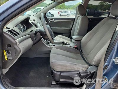 Zdjęcie 7 z 12 samochodu: 2010 HYUNDAI SONATA GLS VIN:5NPET4AC0AH582022 - miniatura