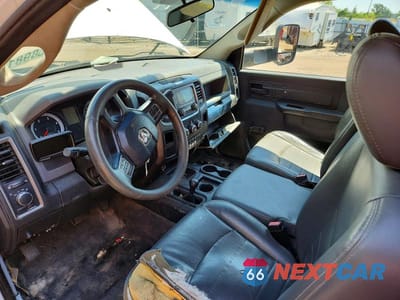 Zdjęcie 8 z 13 samochodu: 2015 RAM 5500 VIN:3C7WRNBL6FG705980 - miniatura