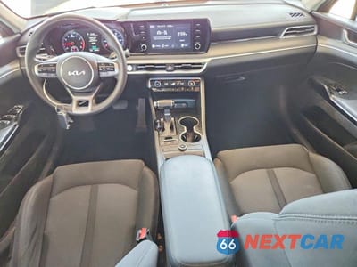 Zdjęcie 8 z 12 samochodu: 2023 KIA K5 LXS VIN:5XXG14J23PG188881 - miniatura